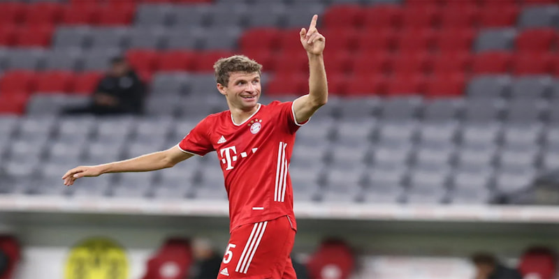 Thomas Muller cống hiện cả sự nghiệp cho FC Bayern